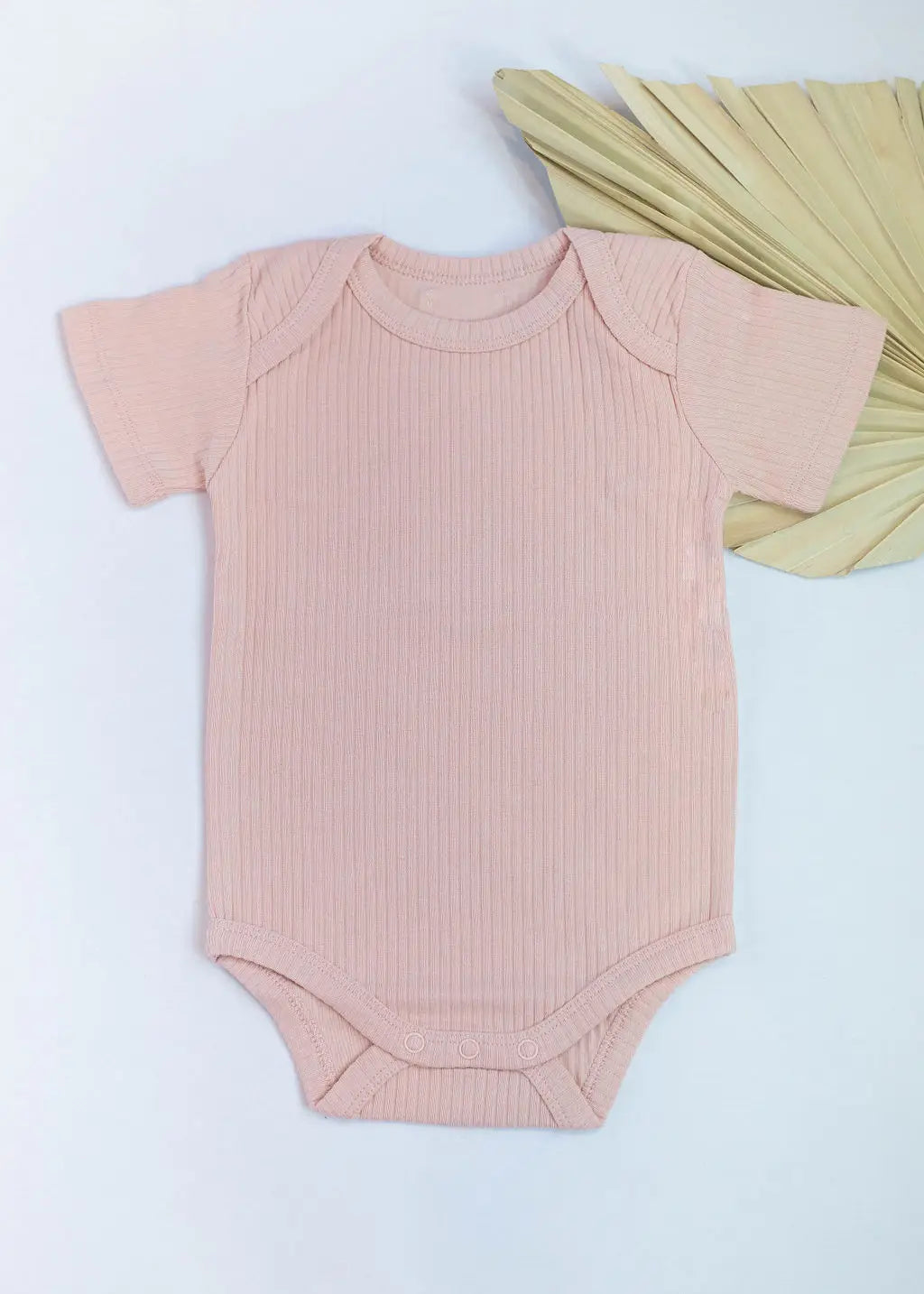 Little Organic Co Organic Cotton Ribbed Short-Sleeved Onesie in Powder Pink